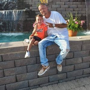 Meet your Posher, Quinton